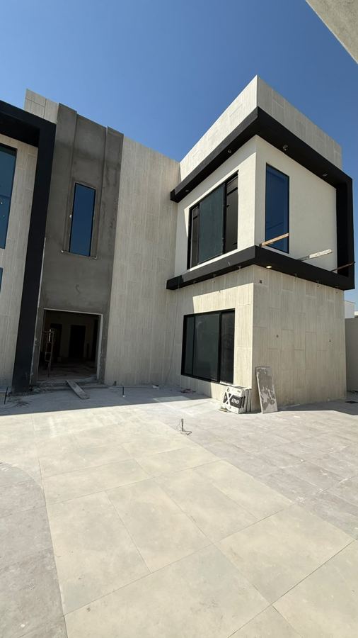 Khalaf Villa, facade and cladding stage